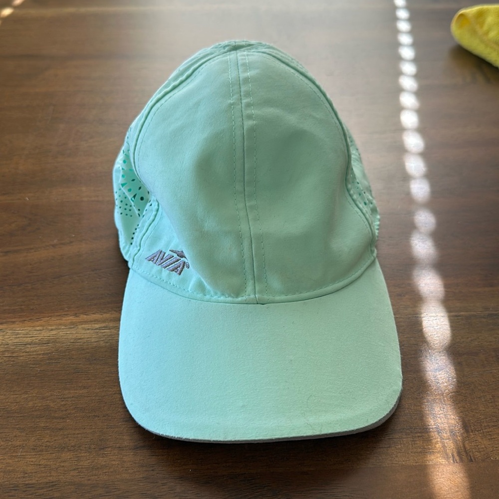 Avis Mesh Women’s Golf Hat